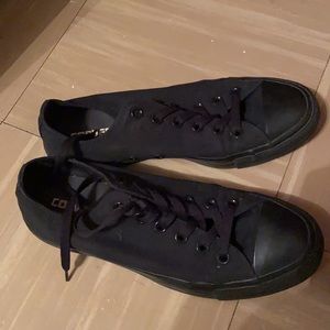 Black converse chuck taylor lows